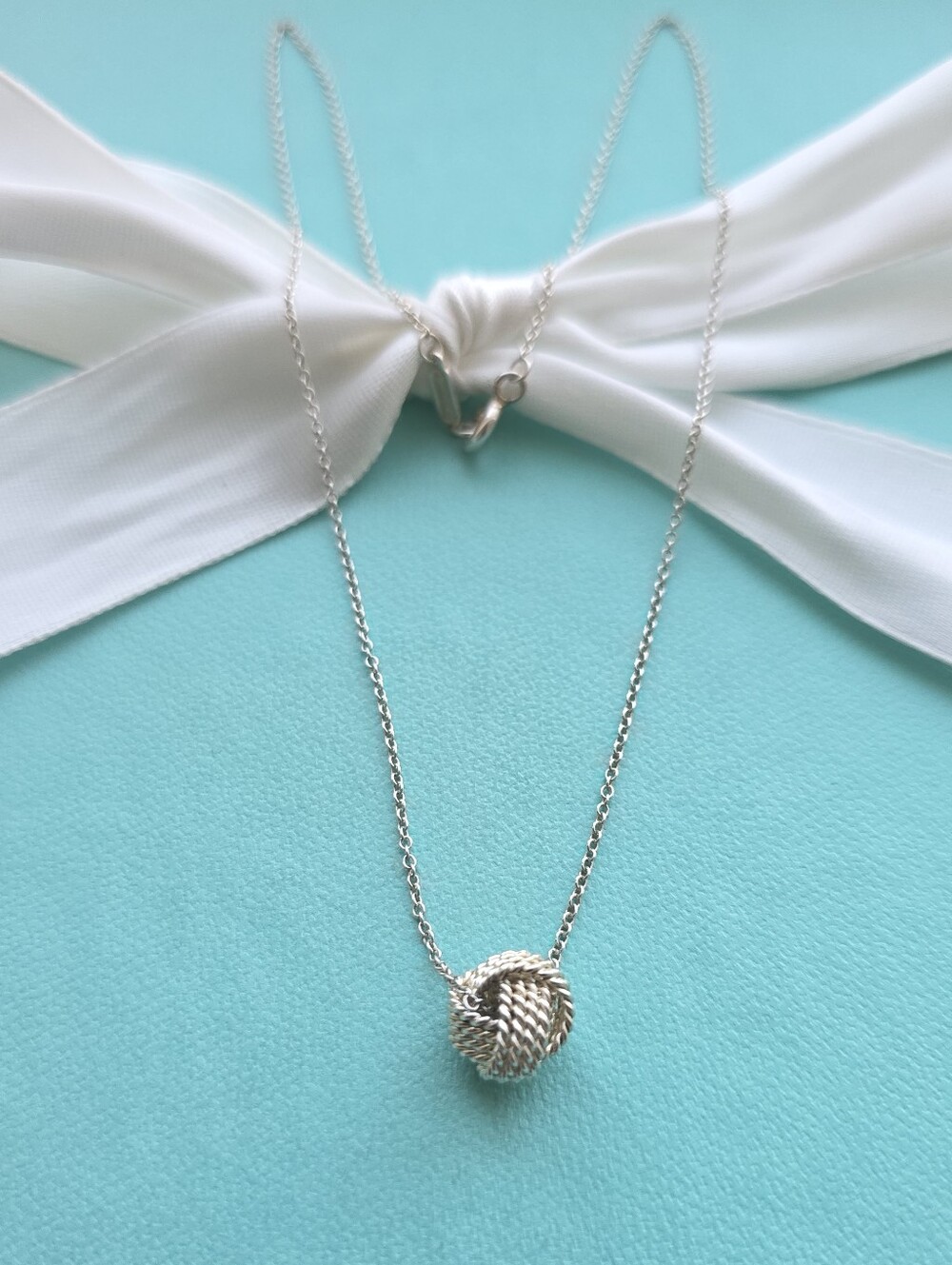 T&Co knot twist necklace